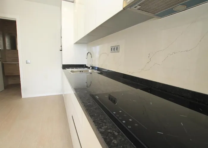 Praia_da_rocha_vista_mar/ocean_view * Portimão